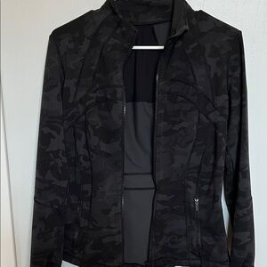 lululemon athletica women’s Dark Camo Performance Jacket